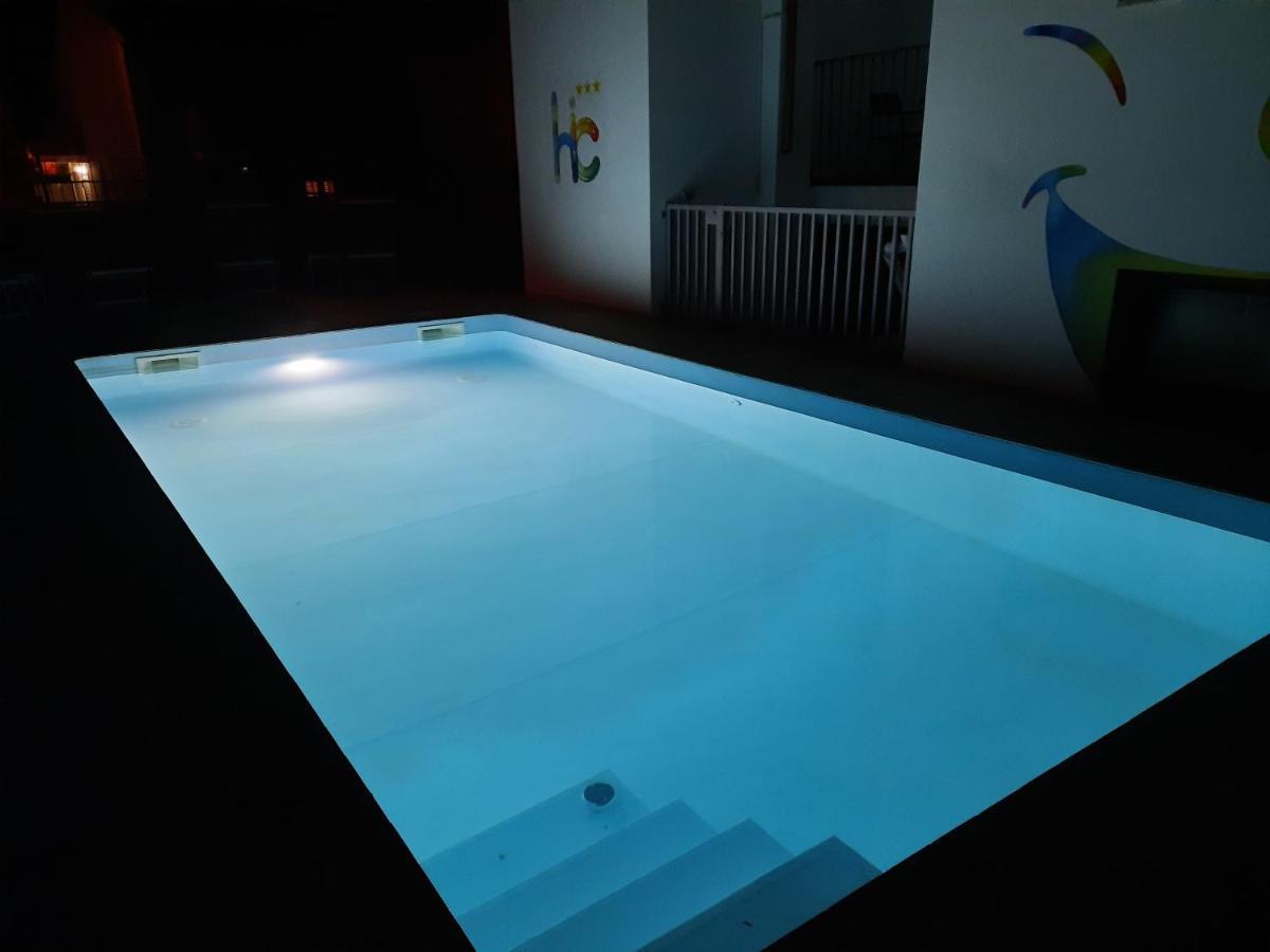 Hotel I Colori SantʼAntìoco Екстериор снимка